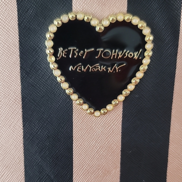 Betsey Johnson Black and Gold Striped Clutch with Heart Accent - Picture 2 of 11